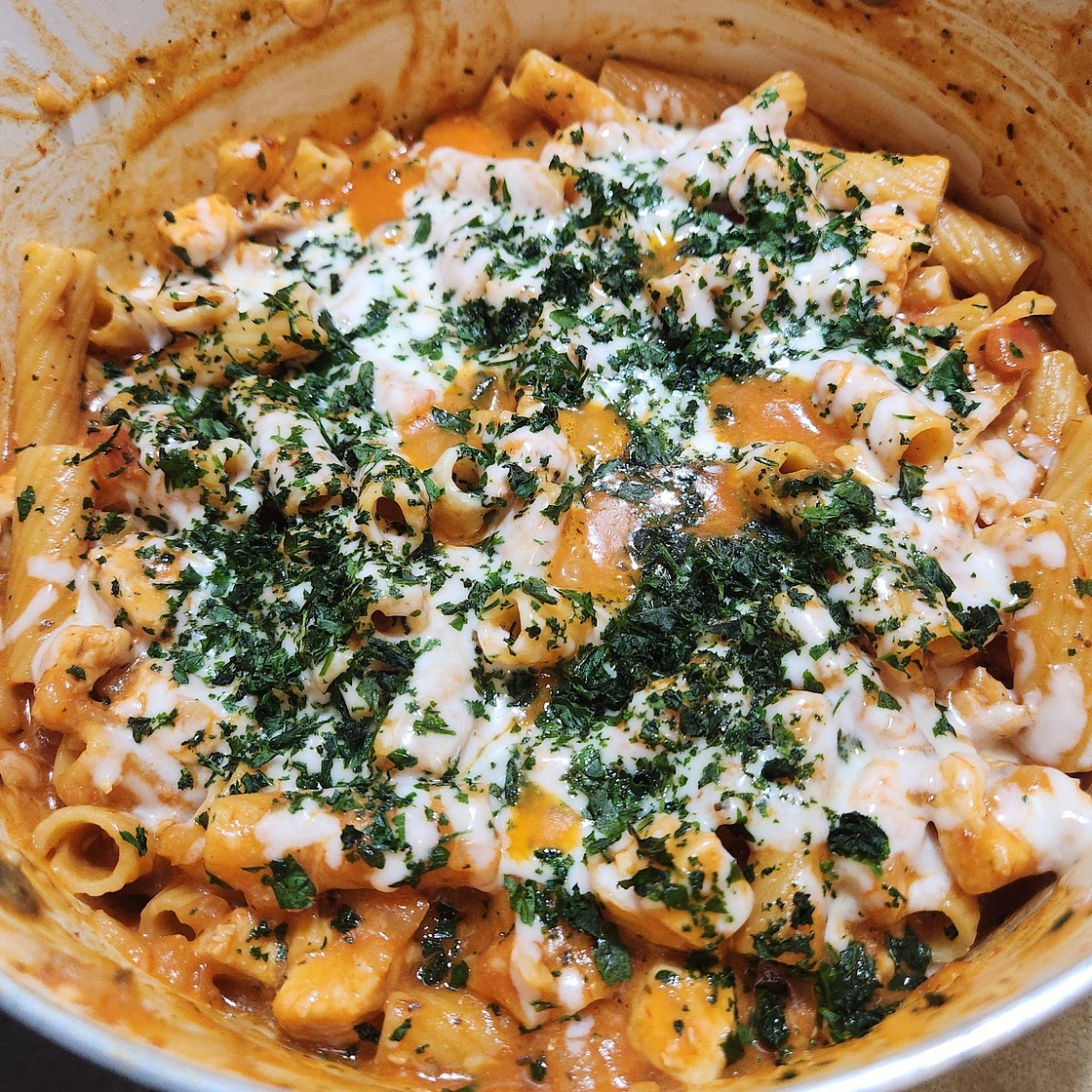 One Pot Chicken Parmesan Pasta