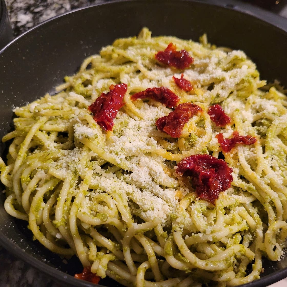Iron Rich Spinach Pesto Pasta (vegan & gluten free)