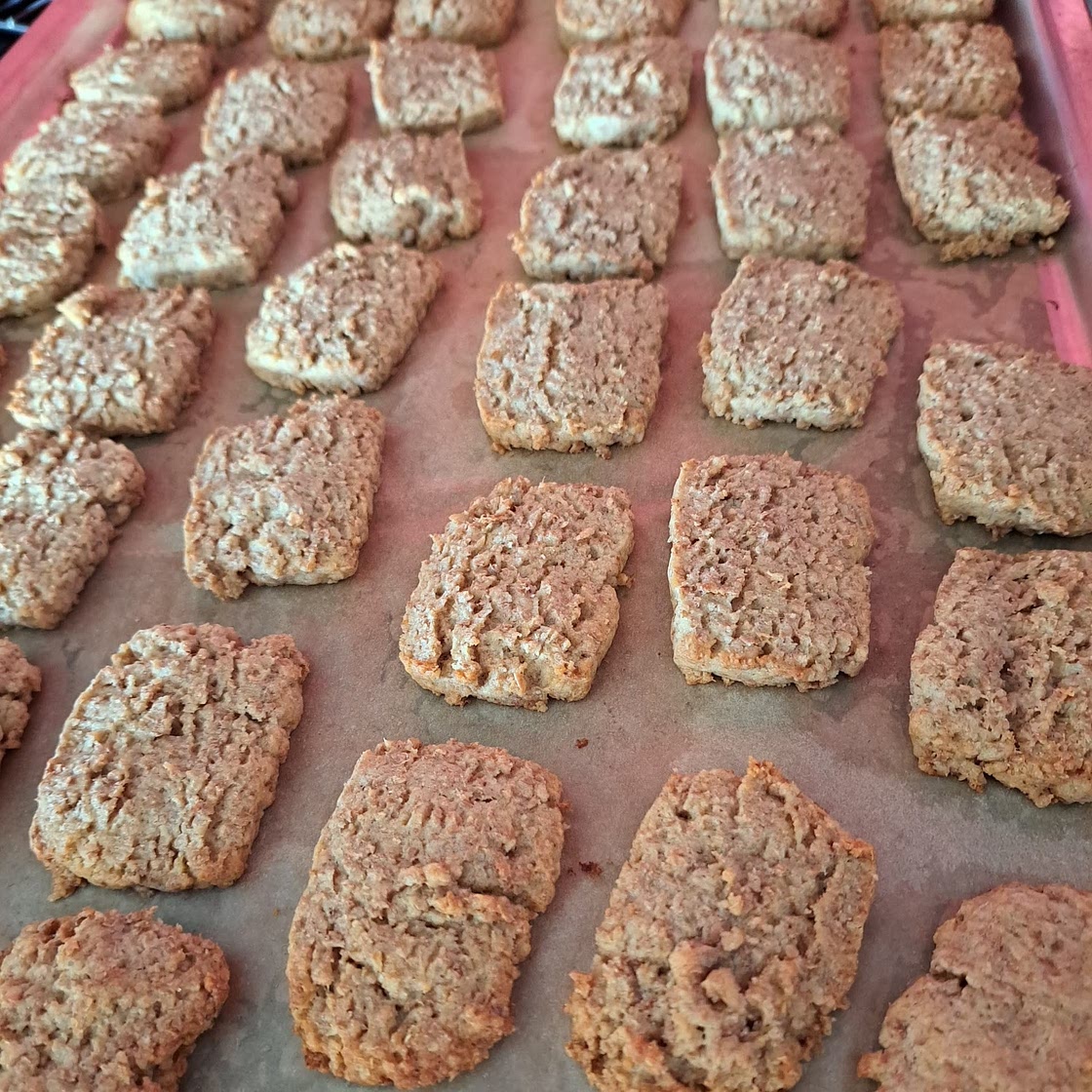 Bran biscuit