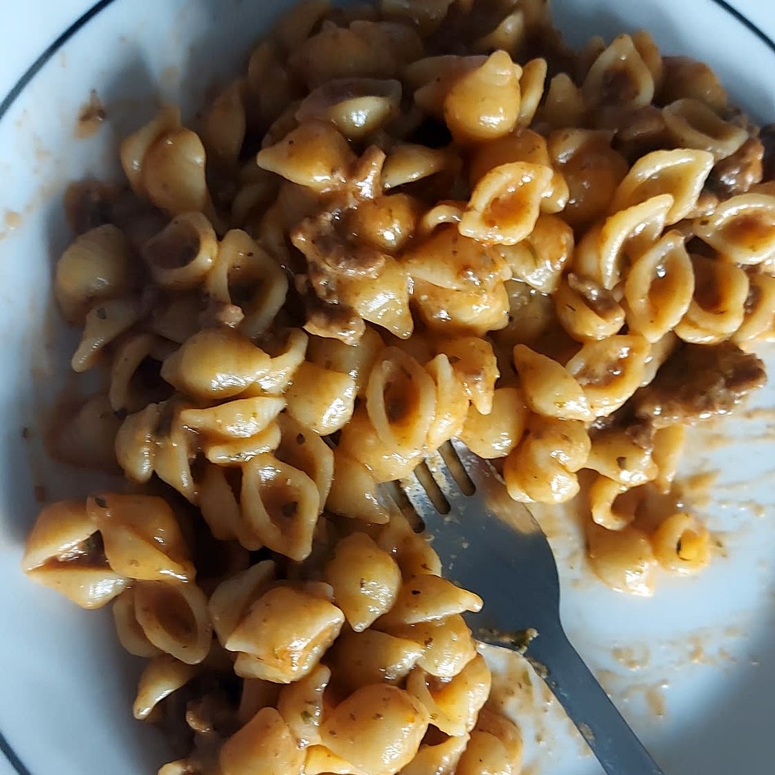Cheesy Ground Beef Pasta Skillet