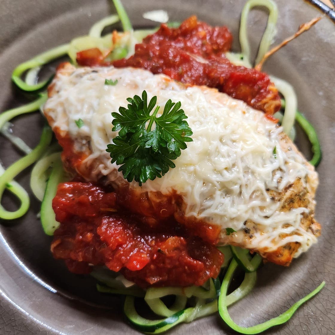 Easy Mozzarella Chicken (Low Carb Chicken Parma)