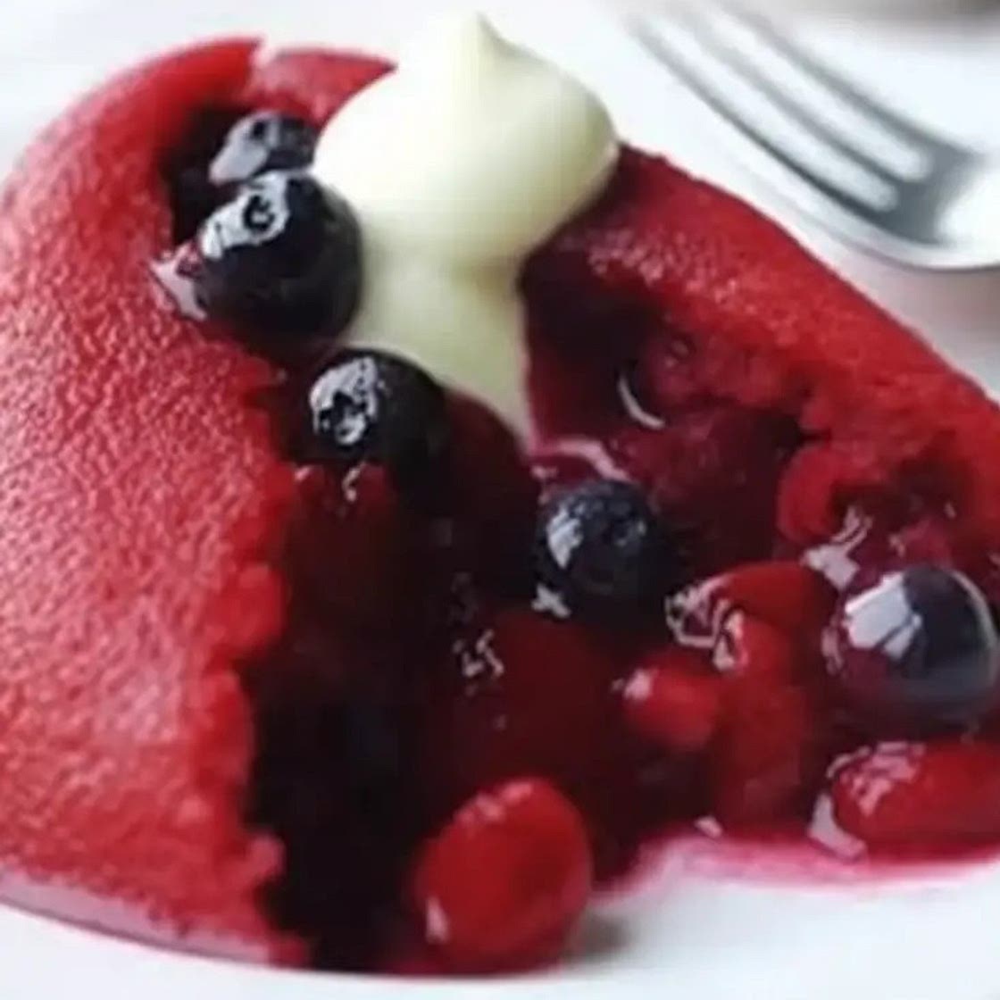 Easy Summer Pudding Recipe with Fresh Blackcurrants & Redcurrants
