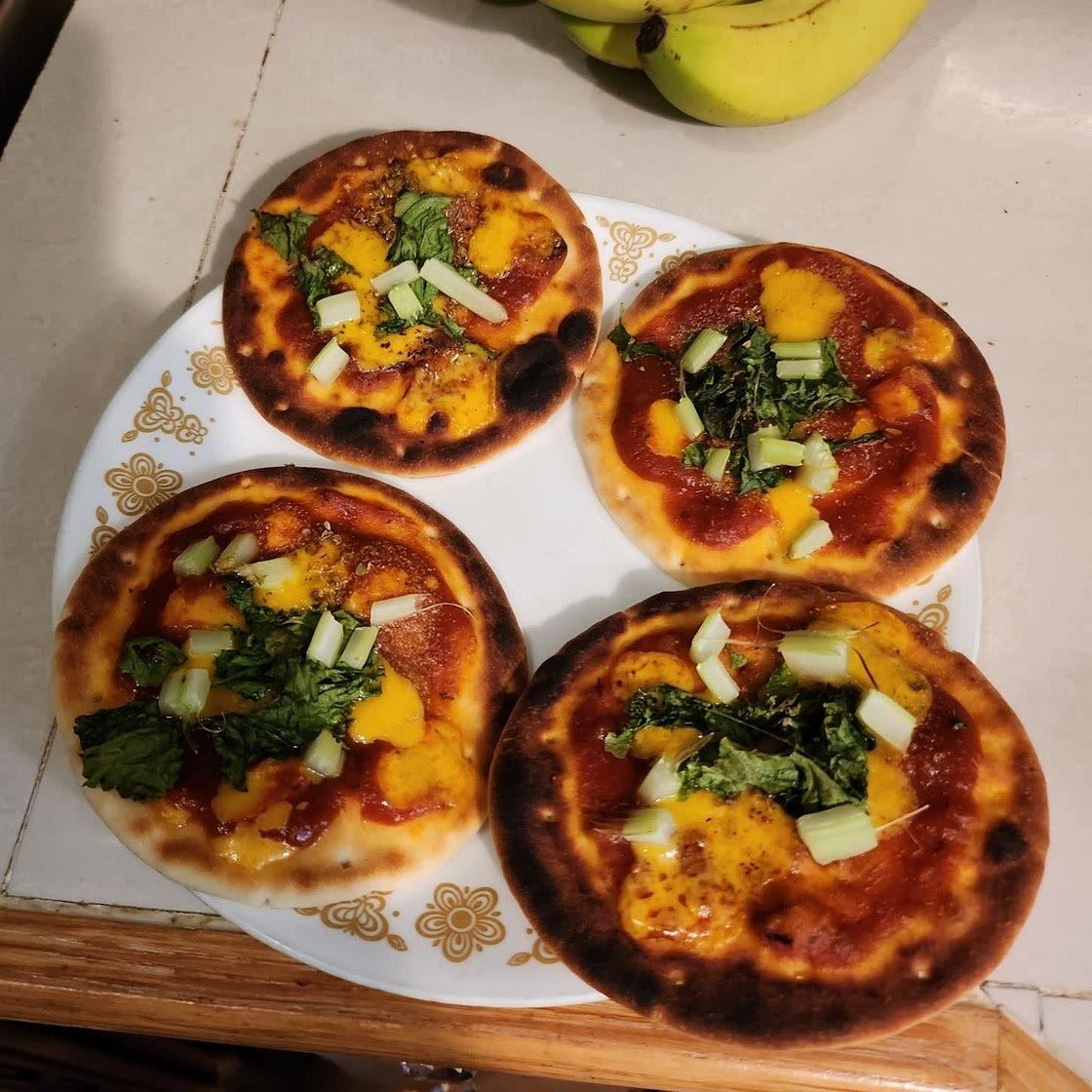 Fast and Easy Personal Lunch Pizza