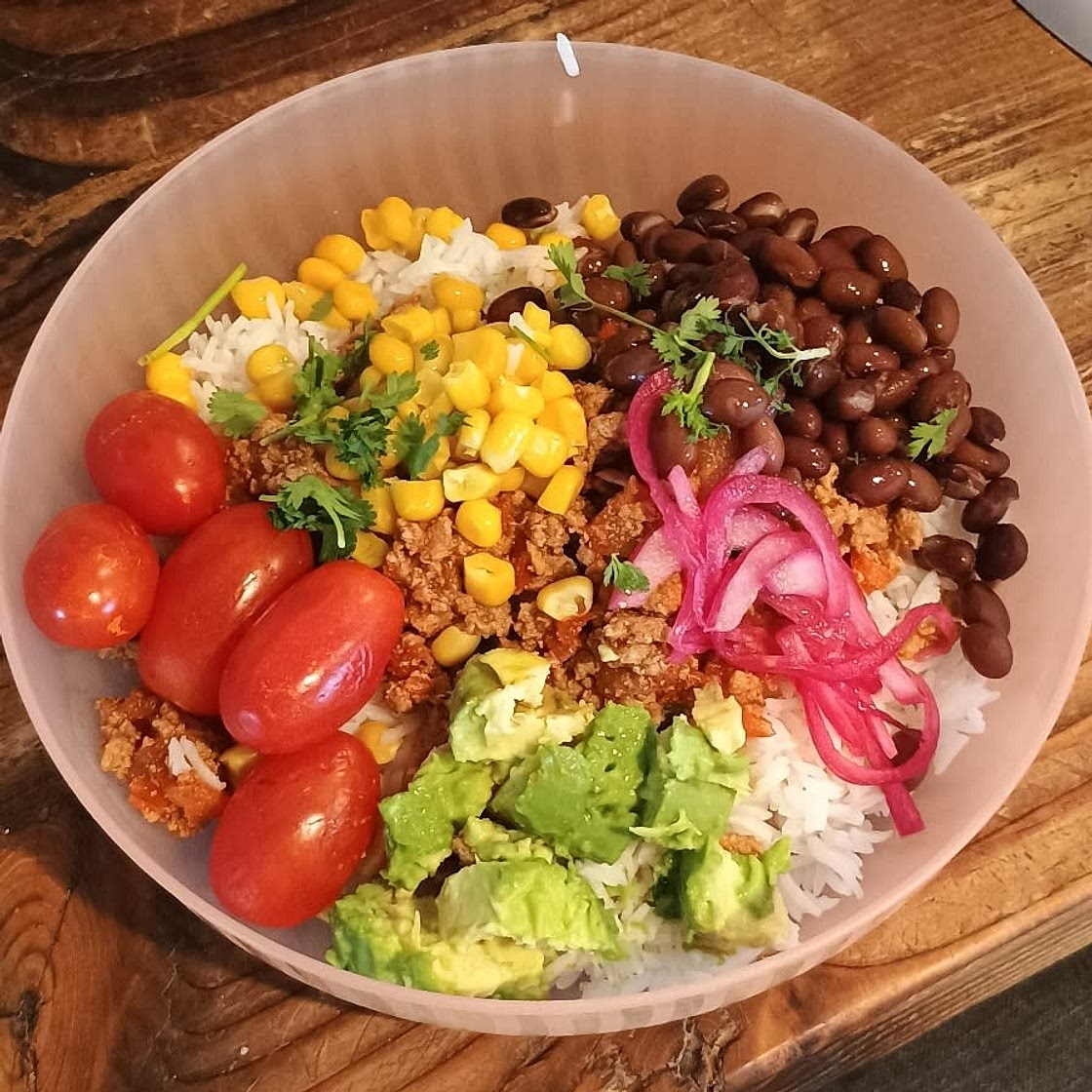 Spicy beef taco bowl