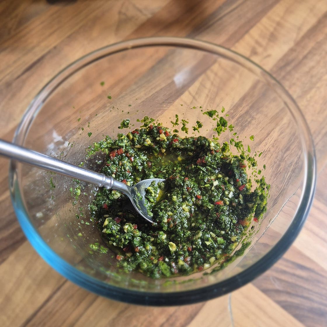 Authentic Chimichurri (Uruguay & Argentina)