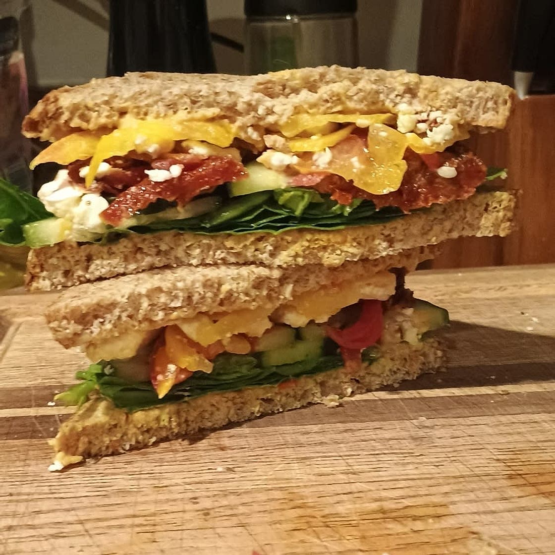 Spinach, Sun-Dried Tomato & Cucumber Sandwich