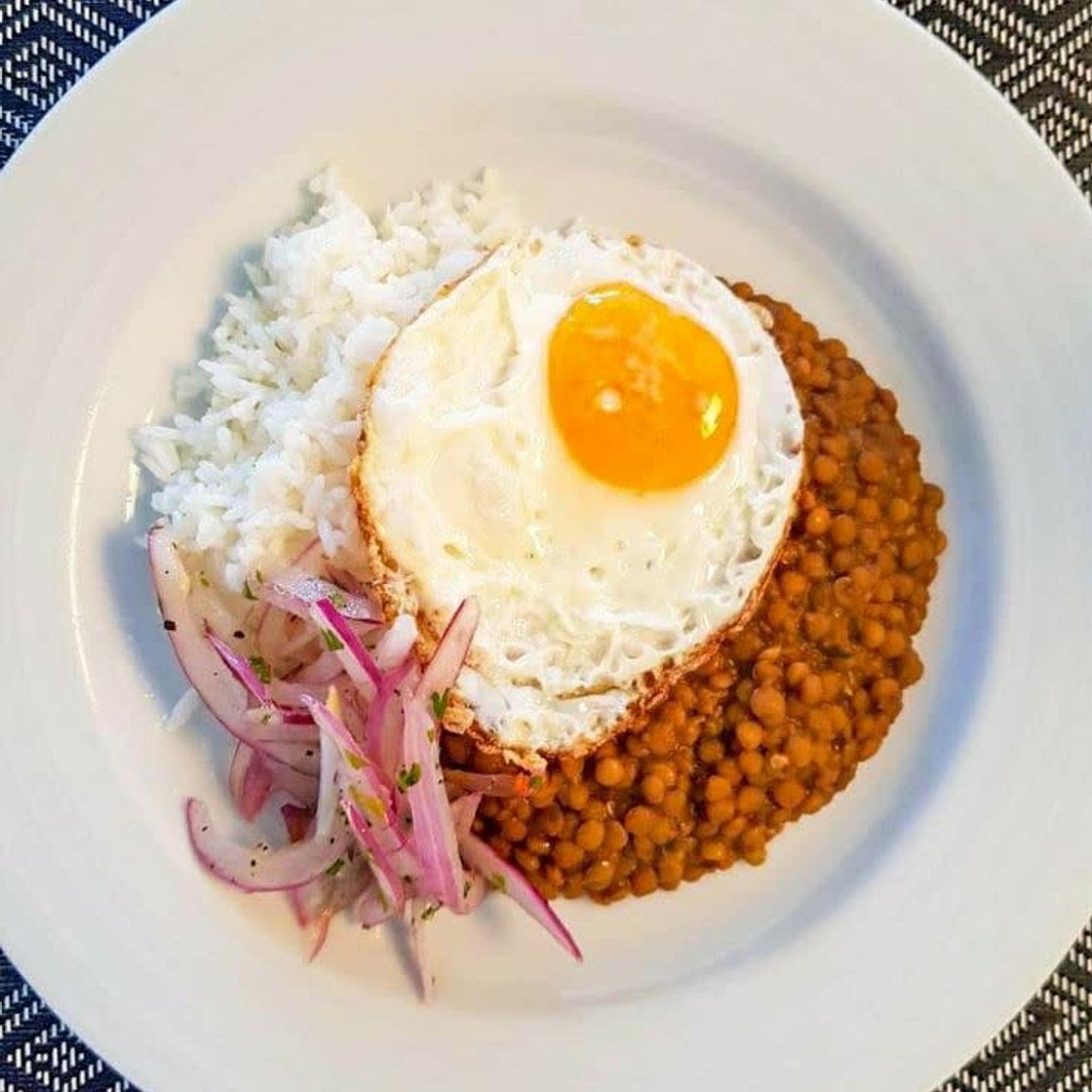 🍛 Arroz,feijão, ovo e cebola