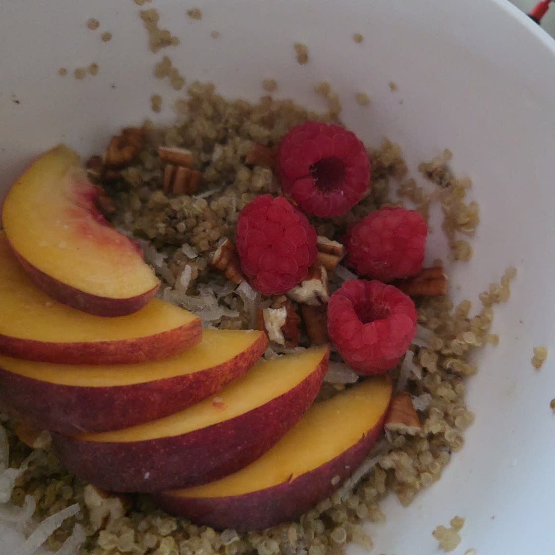 Cinnamon Quinoa Breakfast Bowl