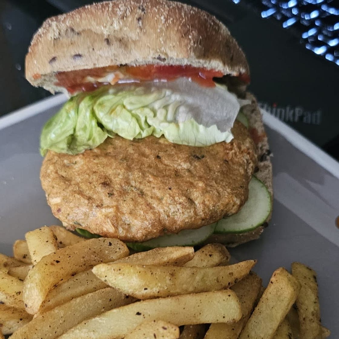 Air Fryer Jerk Chicken Burger