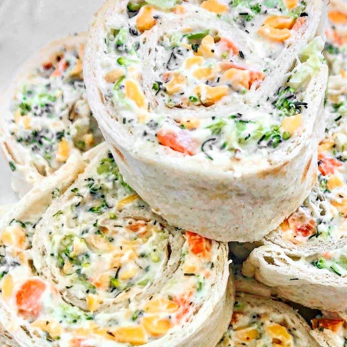 Vegan Veggie Pinwheels with Broccoli and Carrots Recipe