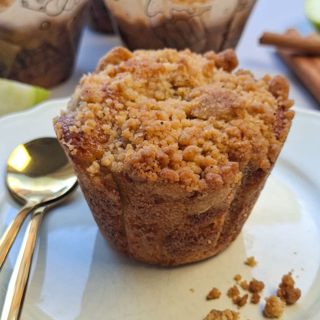 Apple Crumble Muffins