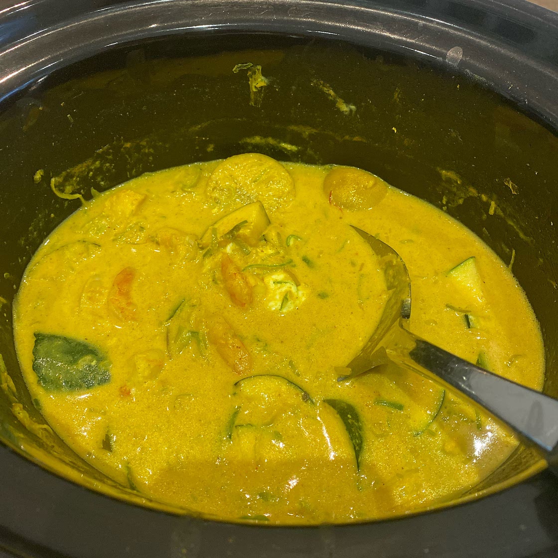 Turmeric, ginger & coconut fish curry
