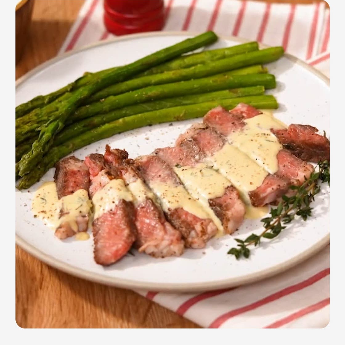 스테이크 아스파라거스