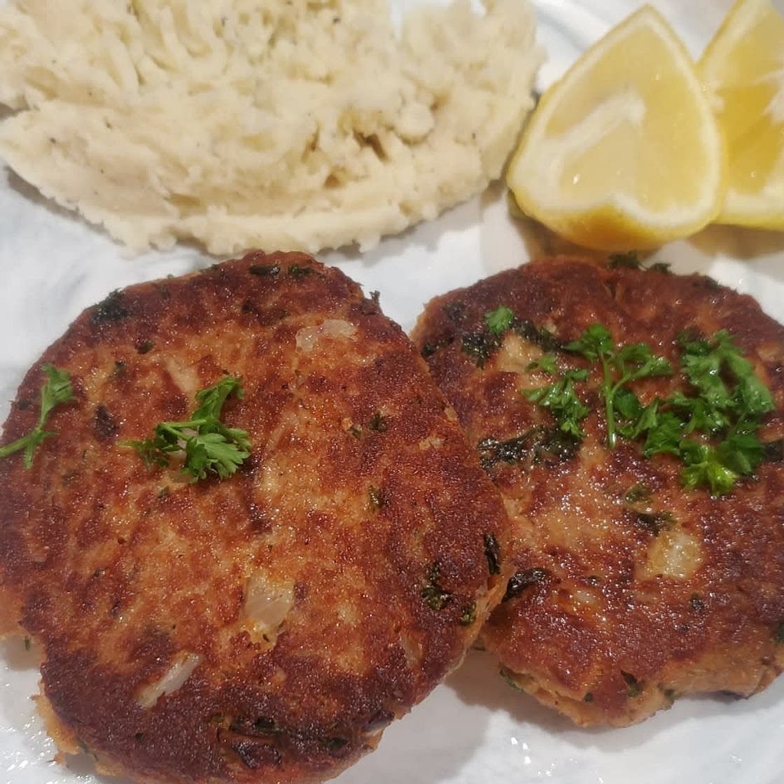 15-Minute Crispy Fried Tuna Patties