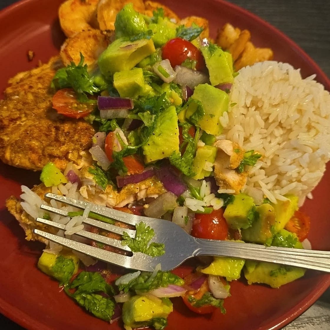 Grilled Salmon with Avocado Salsa (Healthy, Low-Carb, Paleo, Whole30)