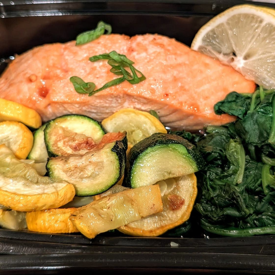 Salmon with Honey Garlic Glaze, Yellow Squash & Spinach (Low Sodium/Mediterranean diet/MIND Diet/Soft)