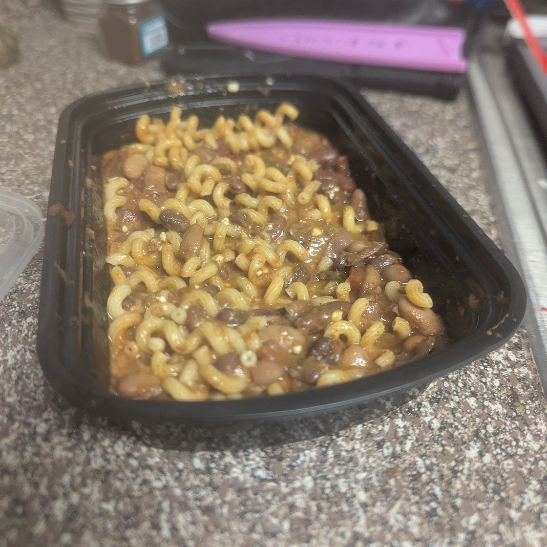 Cheesey Vegetarian Chili Mac