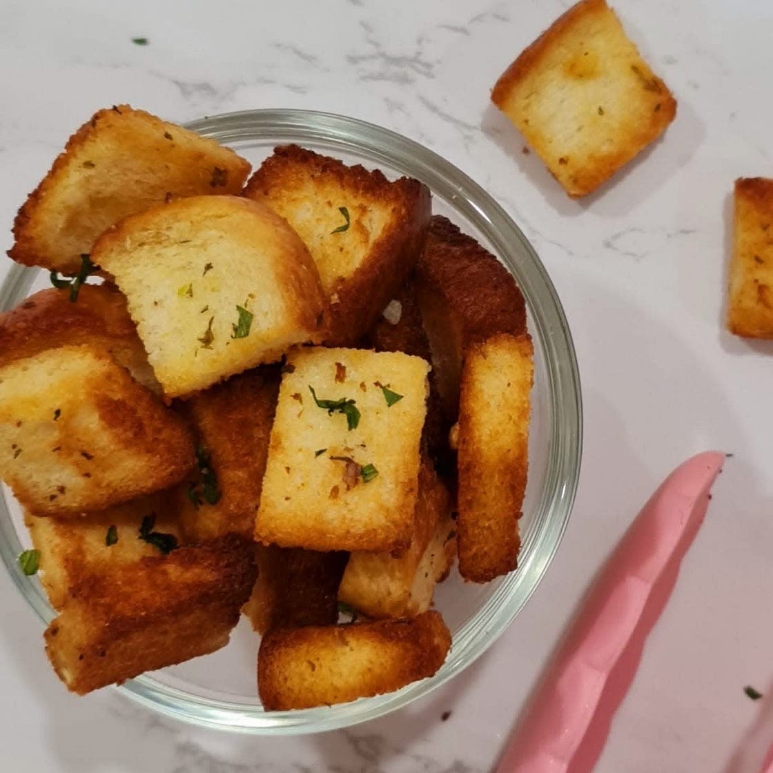 Garlic croutons 