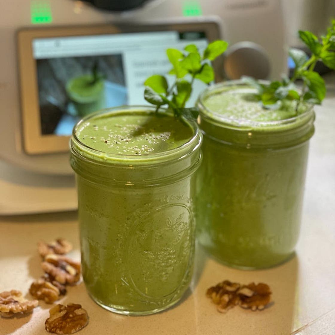 Flat Belly Smoothie 🍀 Anti-Inflammatory Shamrock Shake