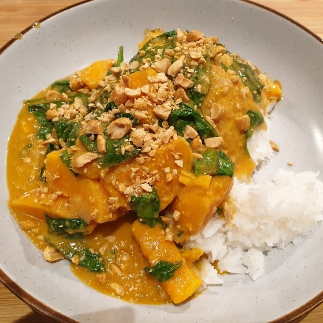 Satay sweet potato curry