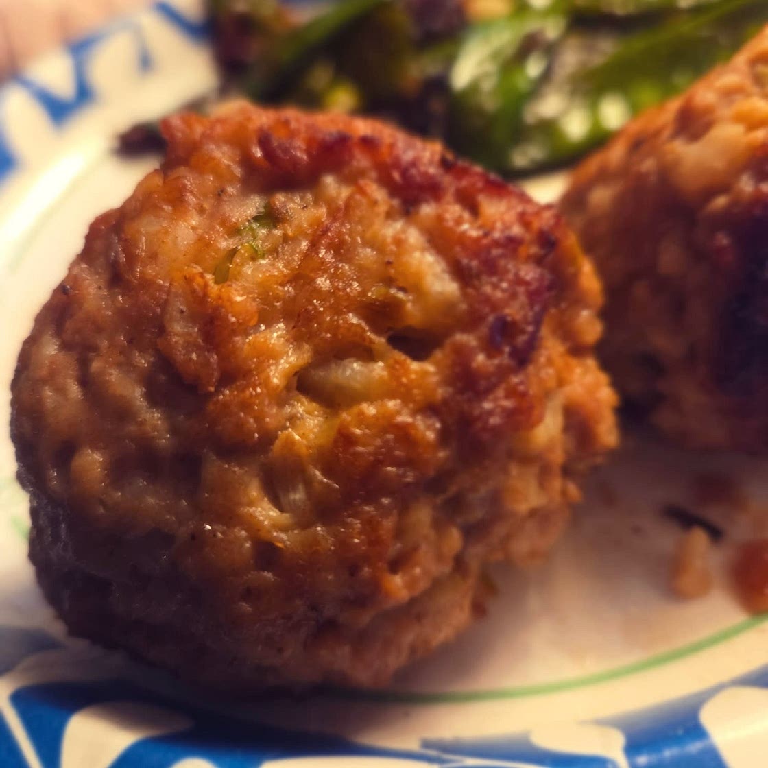 Chinese Lion’s Head Pork Meatballs (狮子头)