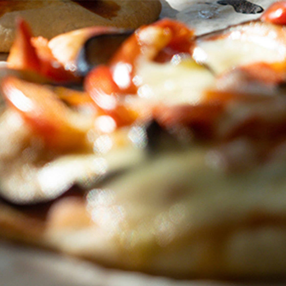 Ana's Waldorf BBQ Pizza Bianca