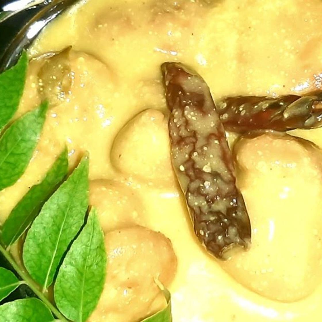 कढ़ी बड़ी (Kadhi badi recipe in Hindi)