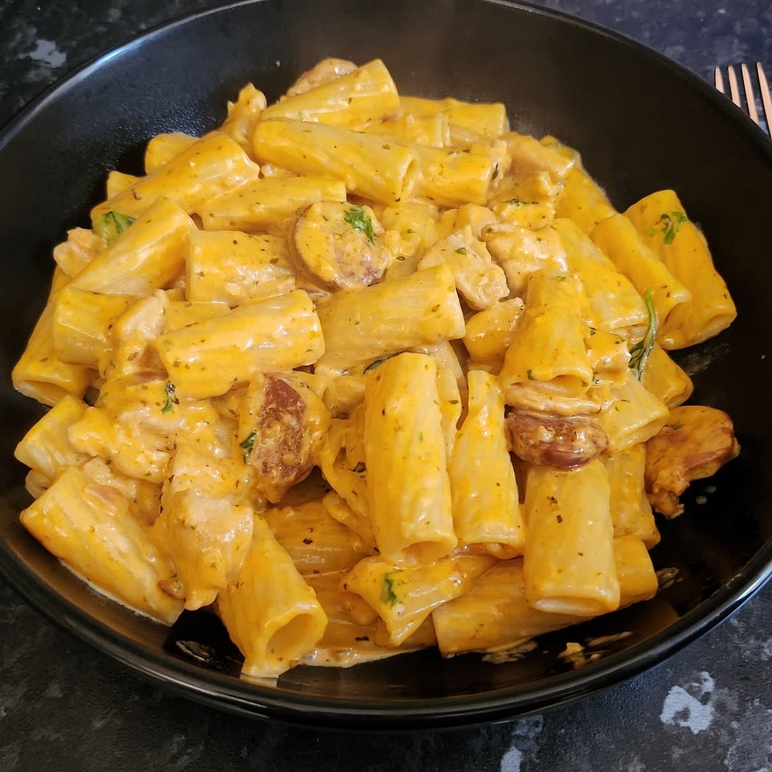 creamy chicken and chorizo pasta
