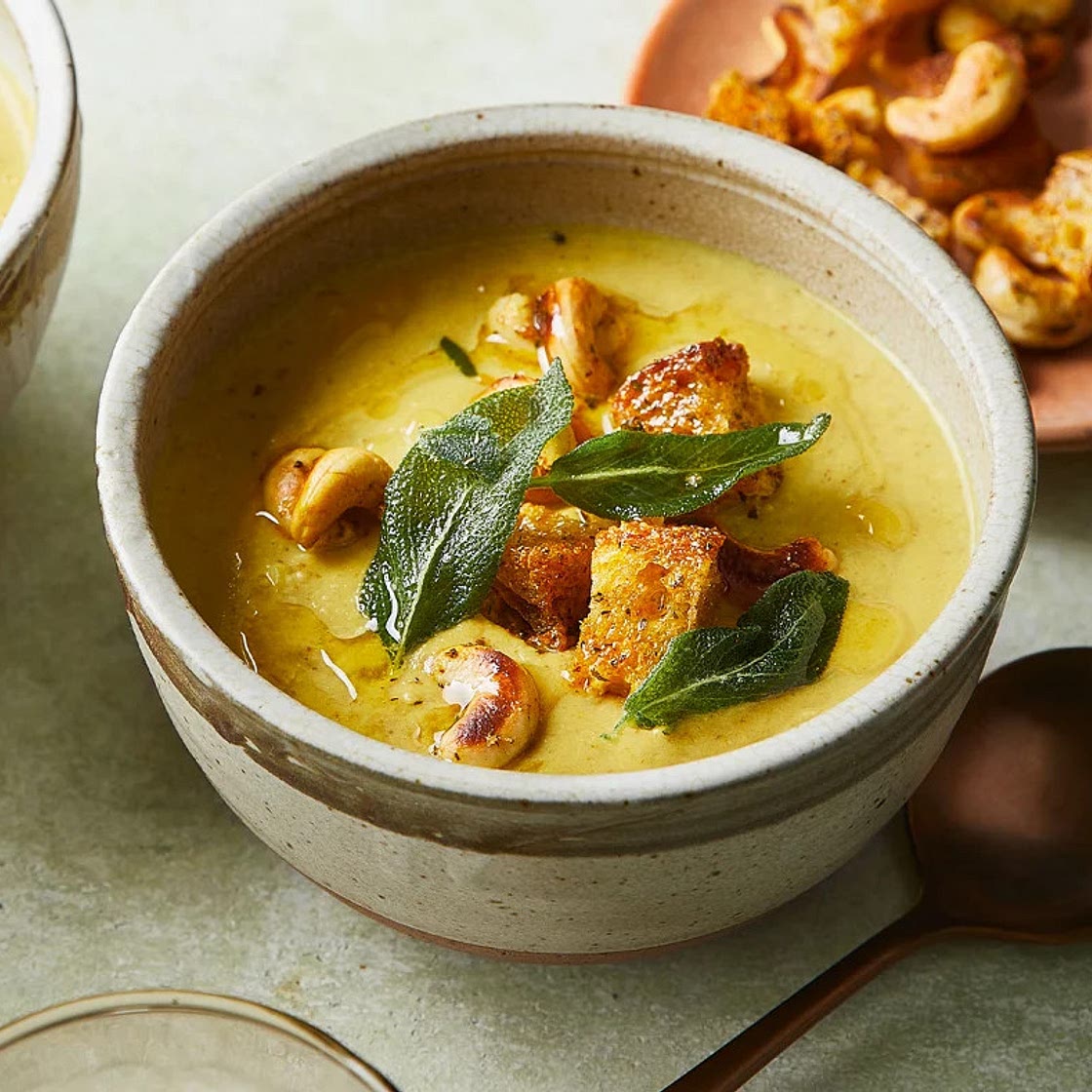 Roasted cauliflower & cashew soup with chaat masala croutons