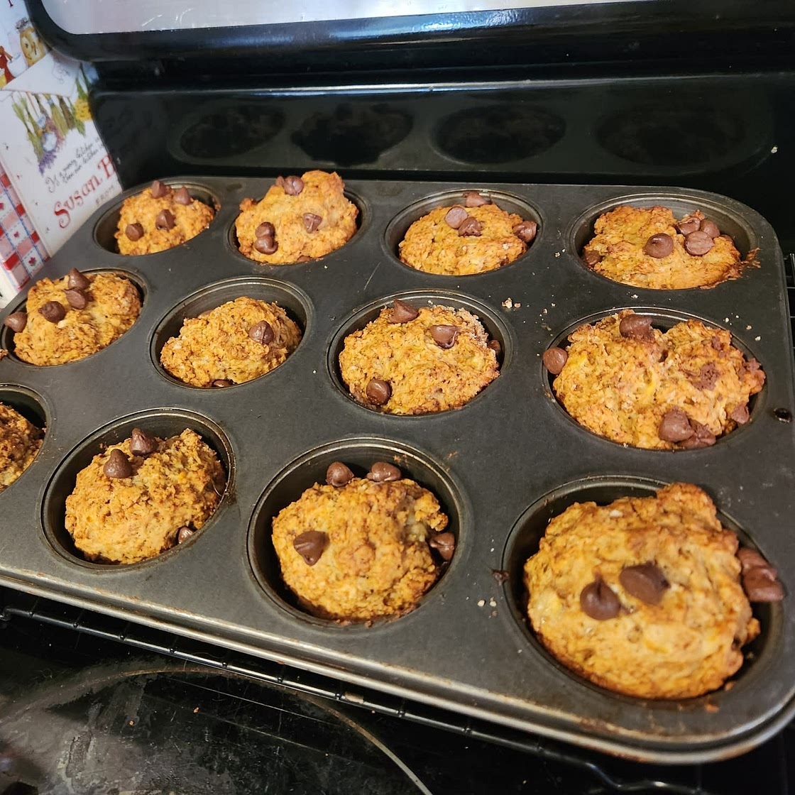Easy Banana Chocolate Chip Muffins