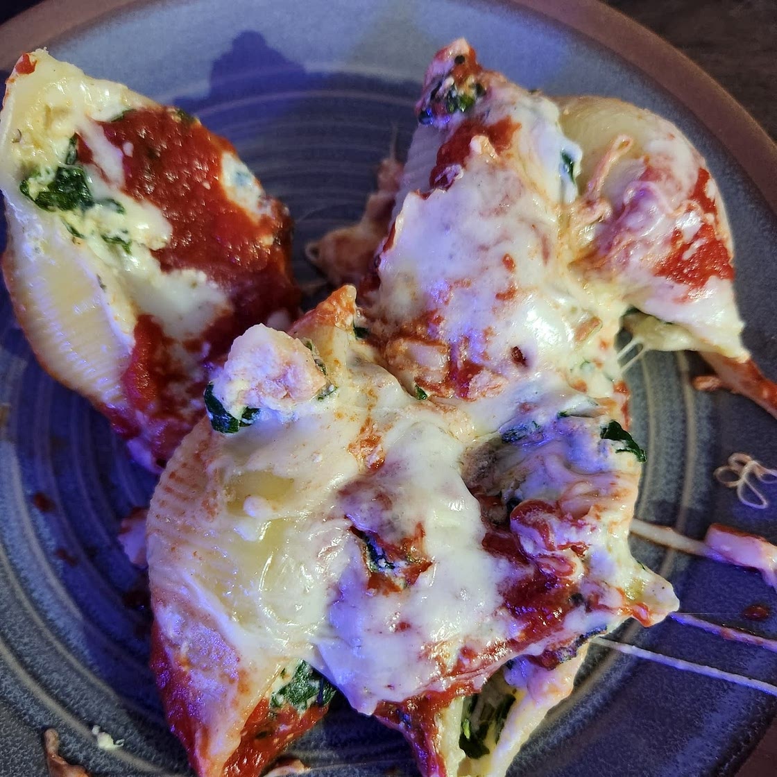 Easy Spinach & Ricotta Stuffed Shells