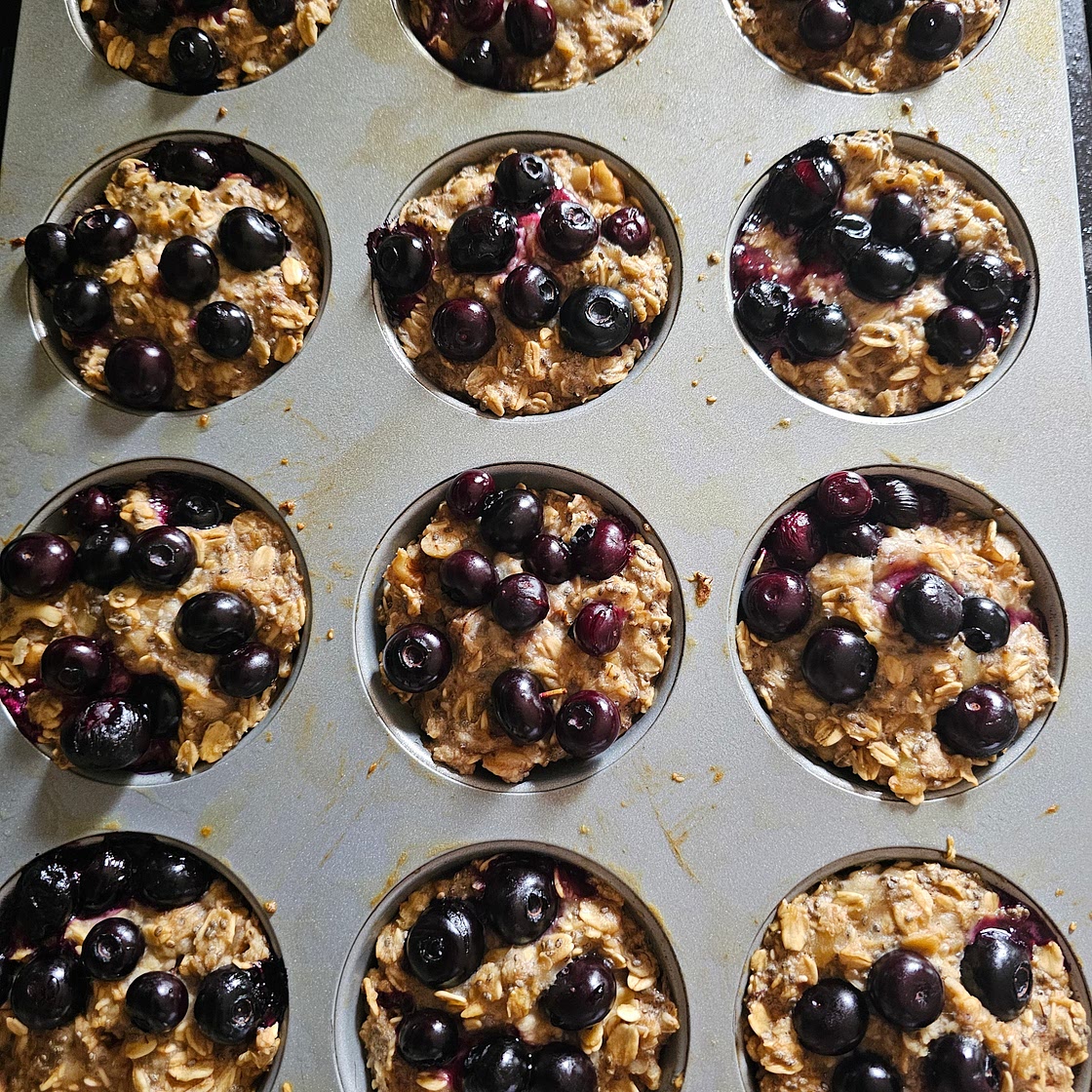 Oatmeal Everything Muffins
