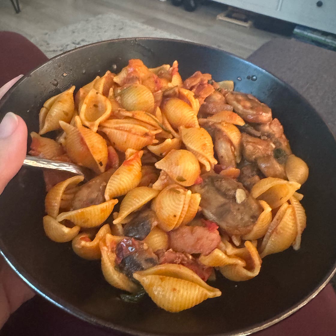 Roasted tomato pasta with mushrooms