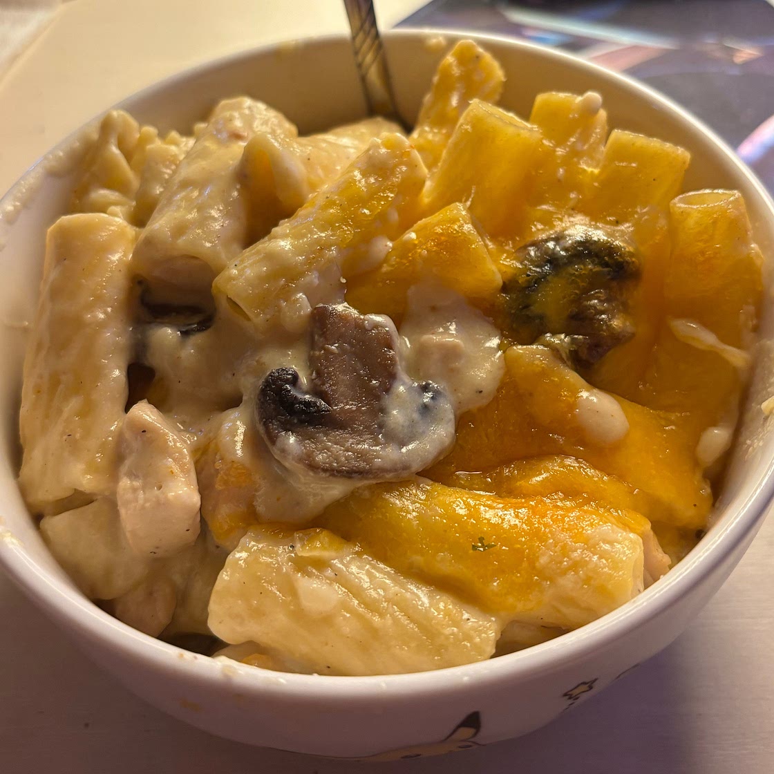 Chicken Tetrazzini (creamy chicken mushroom pasta bake)