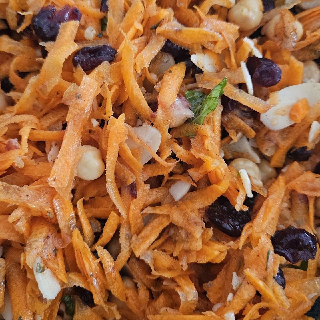 Moroccan Carrot & Chickpea Salad