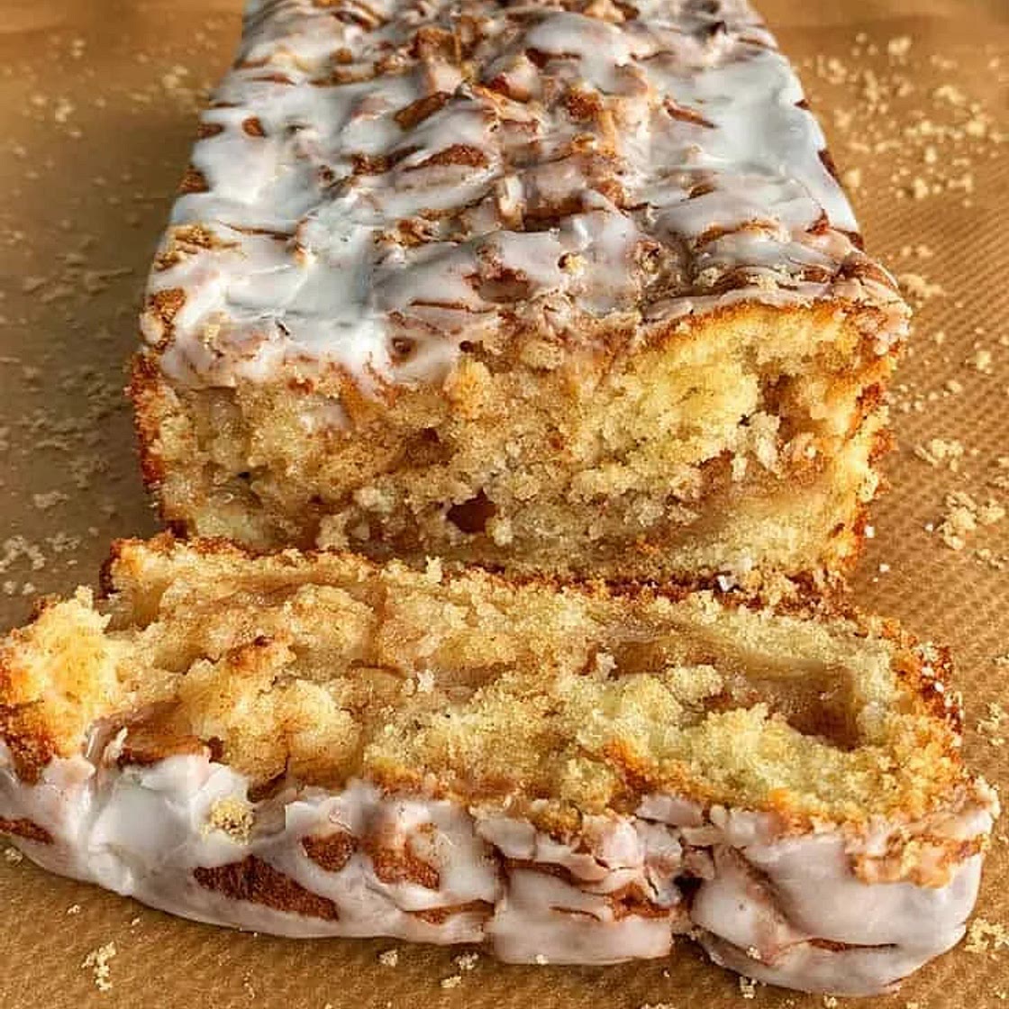 Apple & Cinnamon Loaf Cake