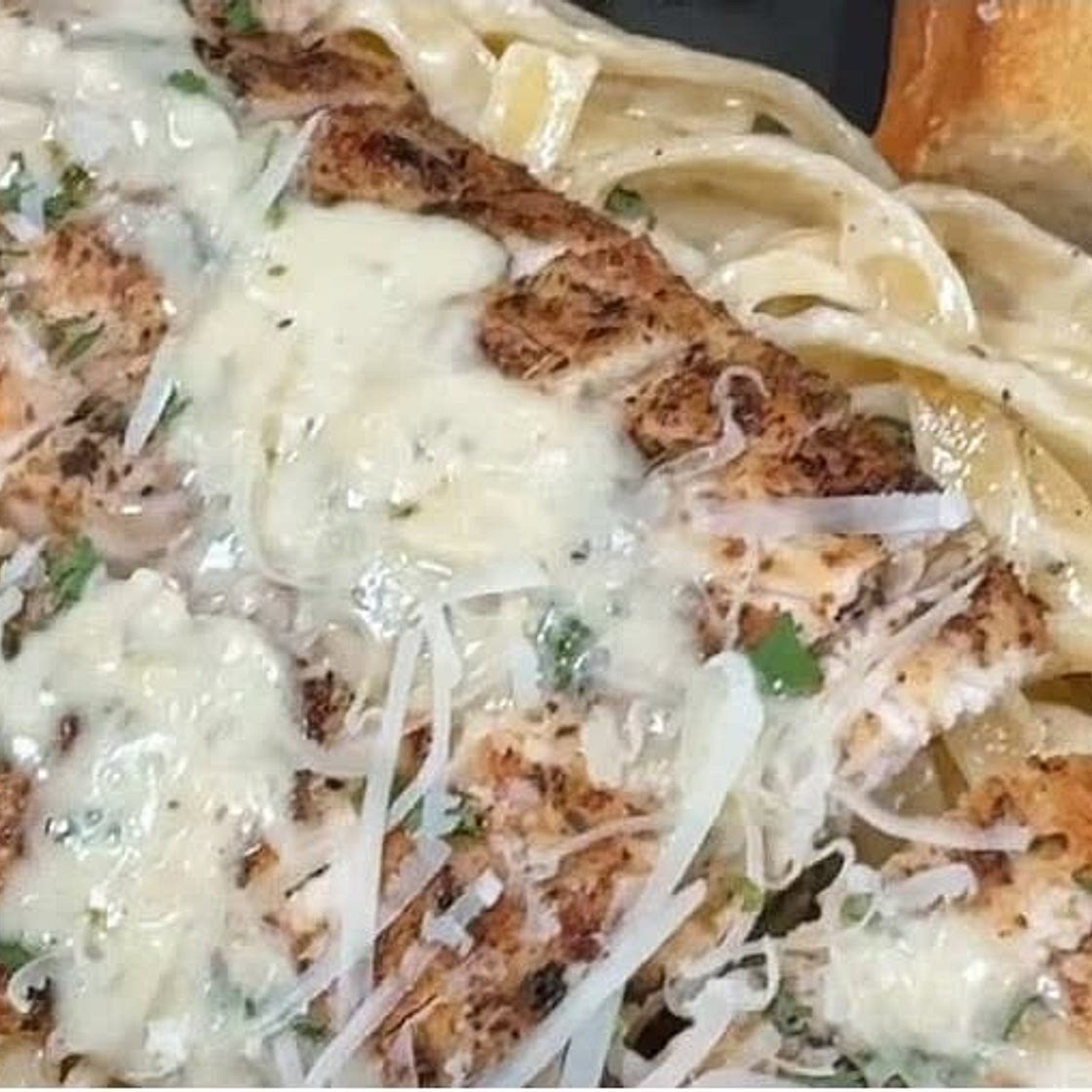 Delicious Chicken Fettuccini