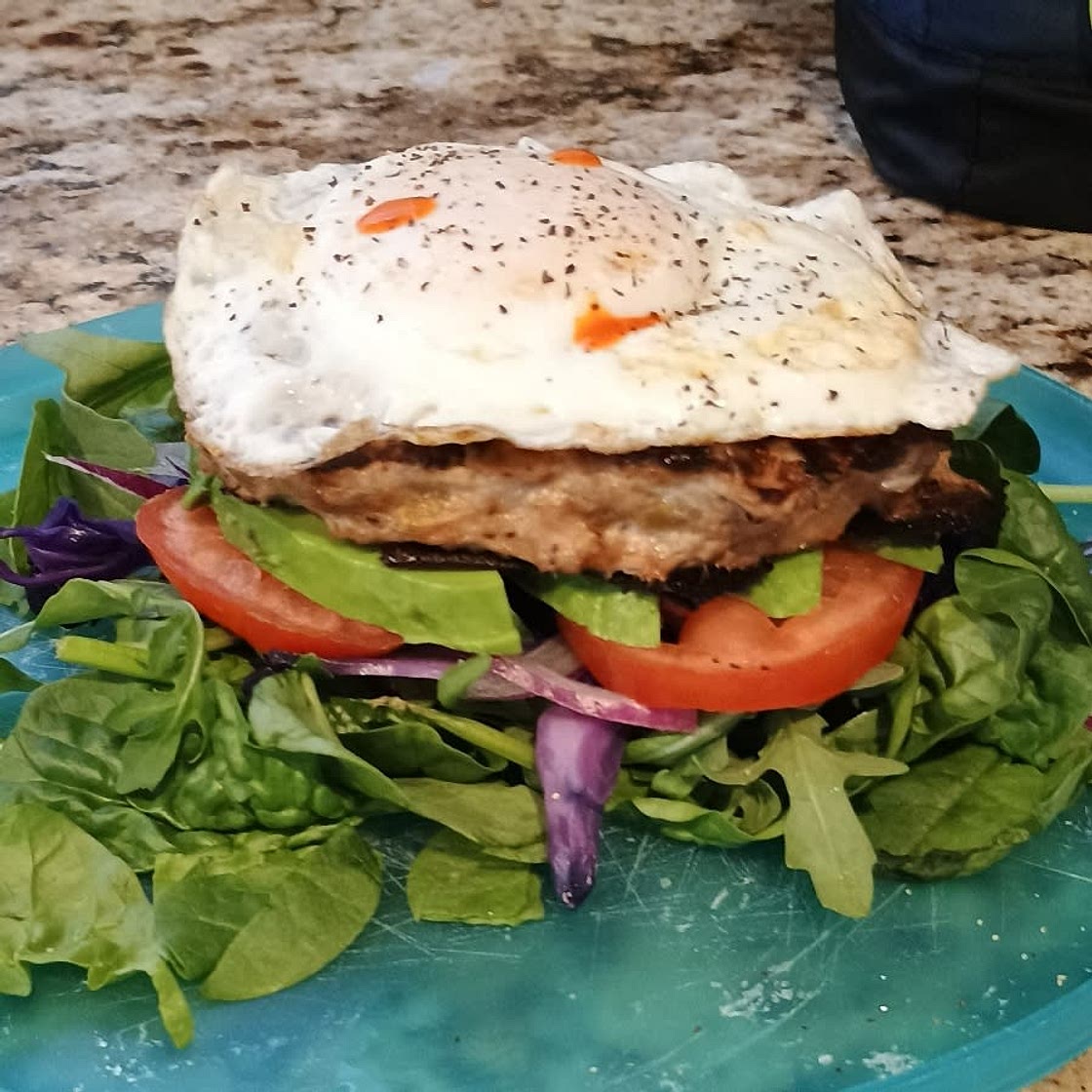 Paleo Turkey Burgers (Whole30, Keto, Low Carb)