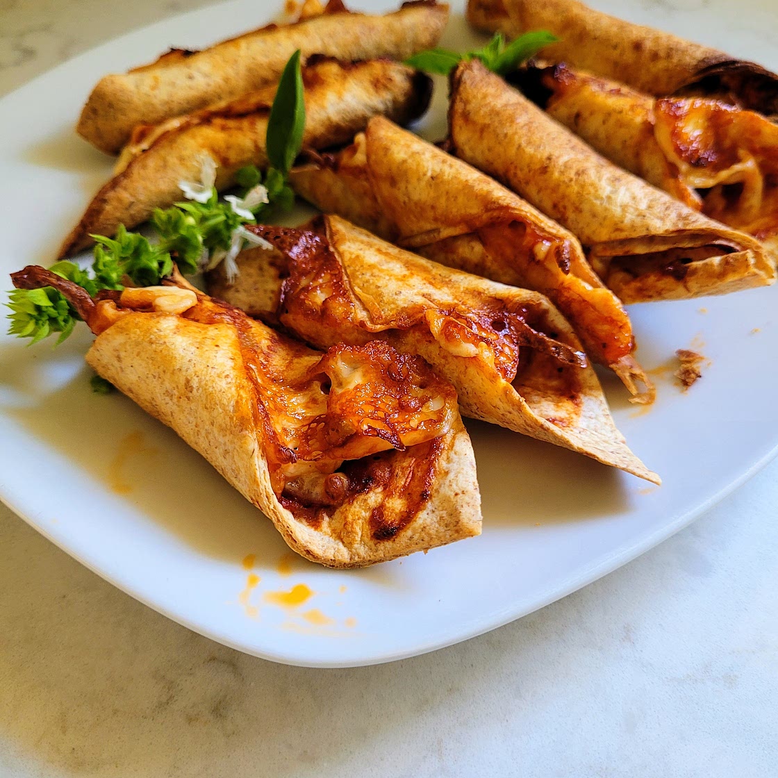 Mini Air Fryer Pizza Bites