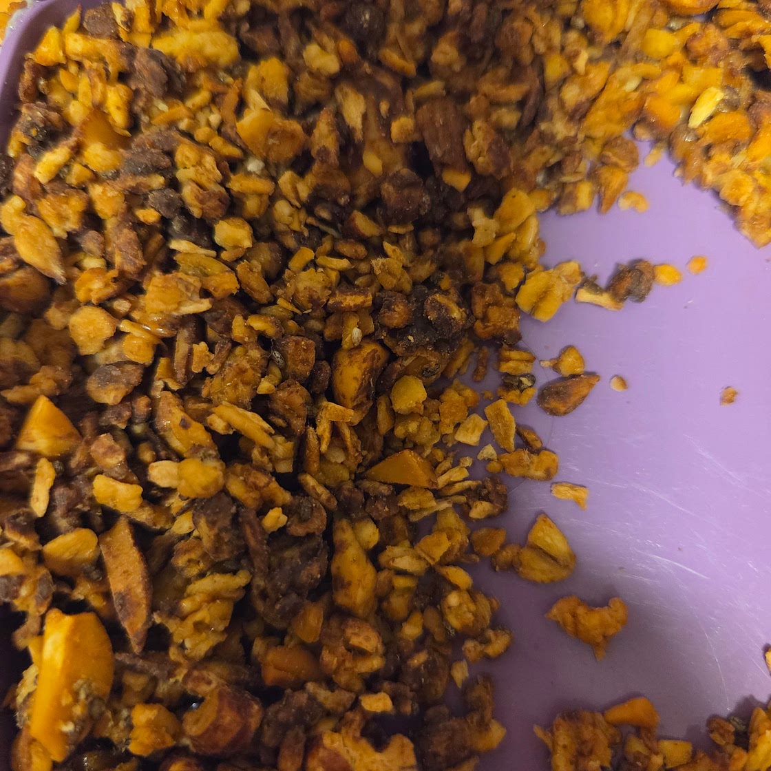 Granola med nøtter og sjokolade