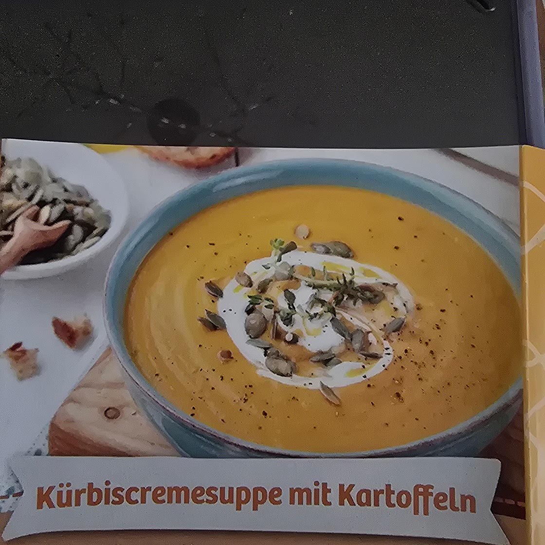 Pumpkin Cream Soup with Potatoes