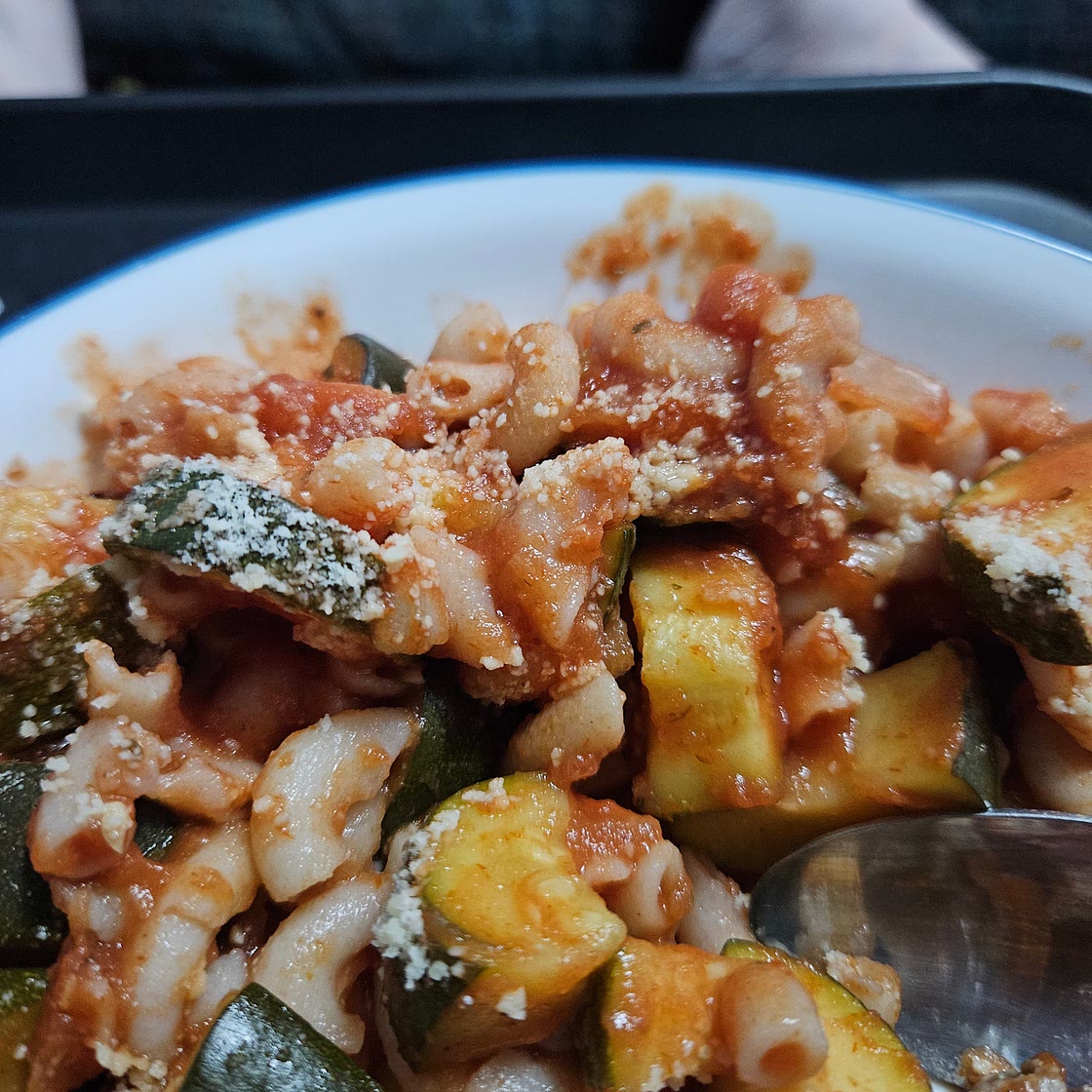 ZUCCHINI IN SAUCE