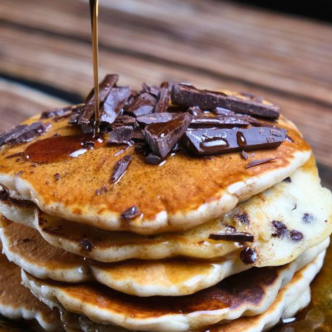 PANCAKES CON GOCCE DI CIOCCOLATO