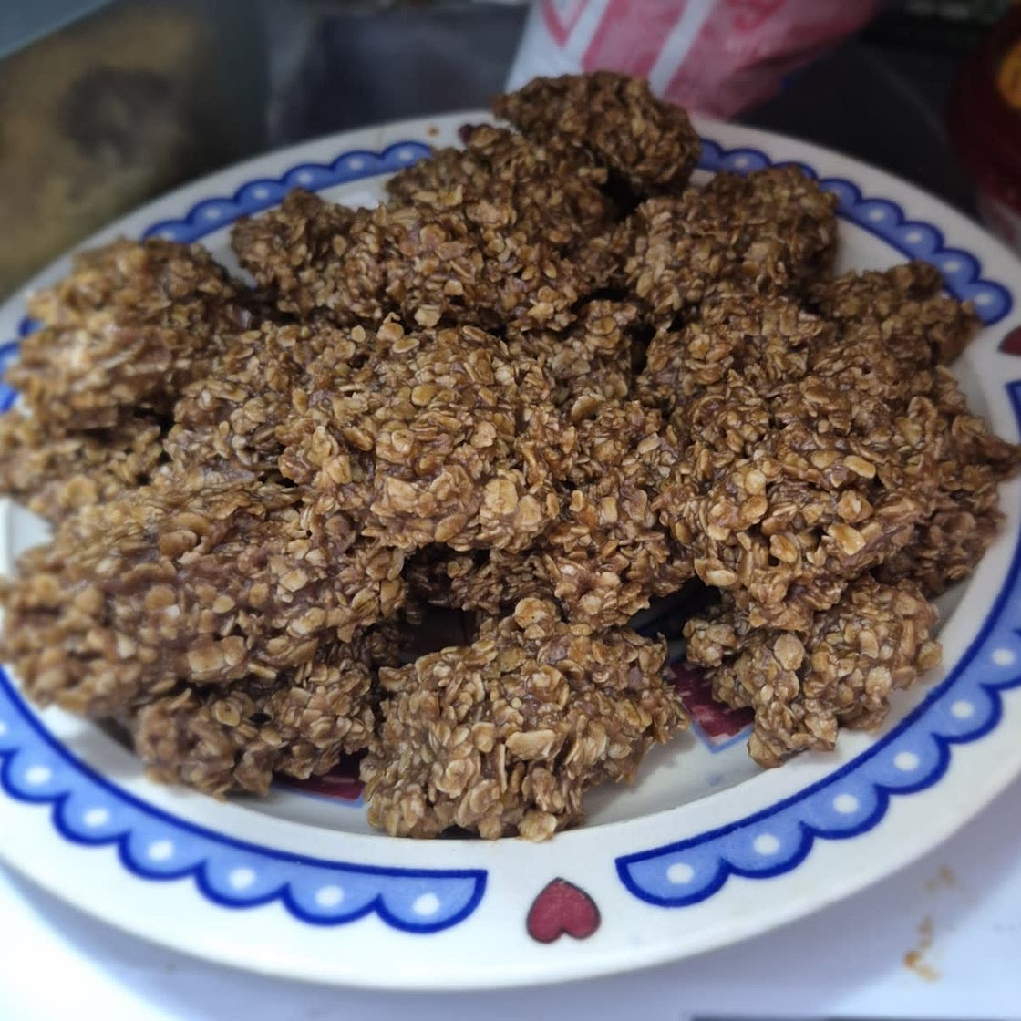 No Bake Chocolate Oatmeal Cookies (Gluten Free)