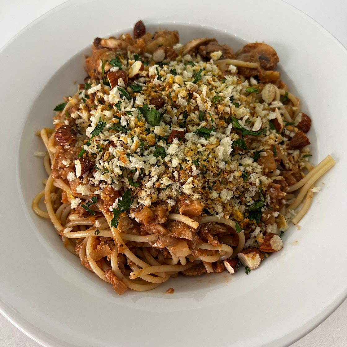Healthy Cauliflower Pasta With Anchovies and Breadcrumbs