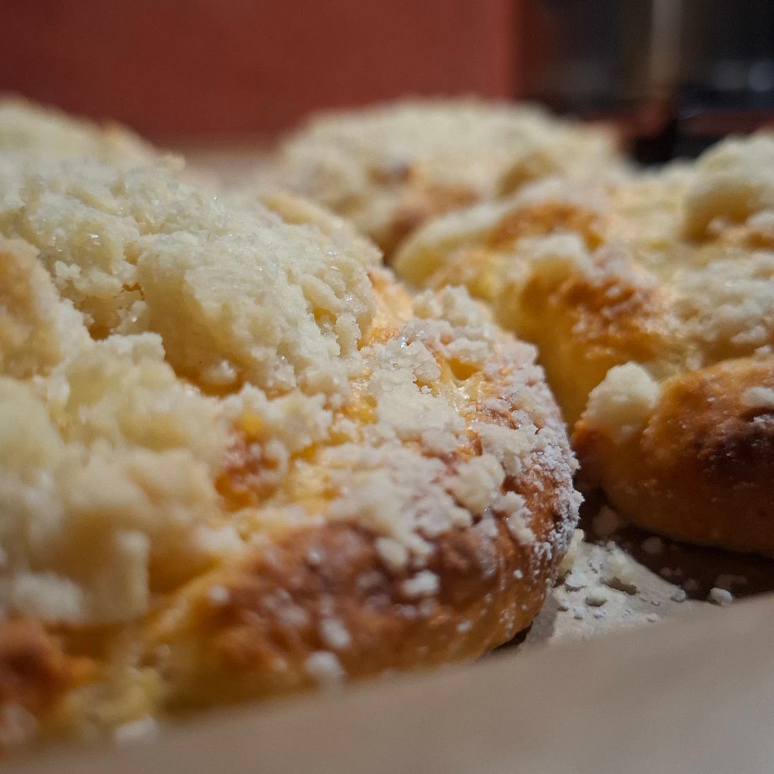 Protein yeast rolls