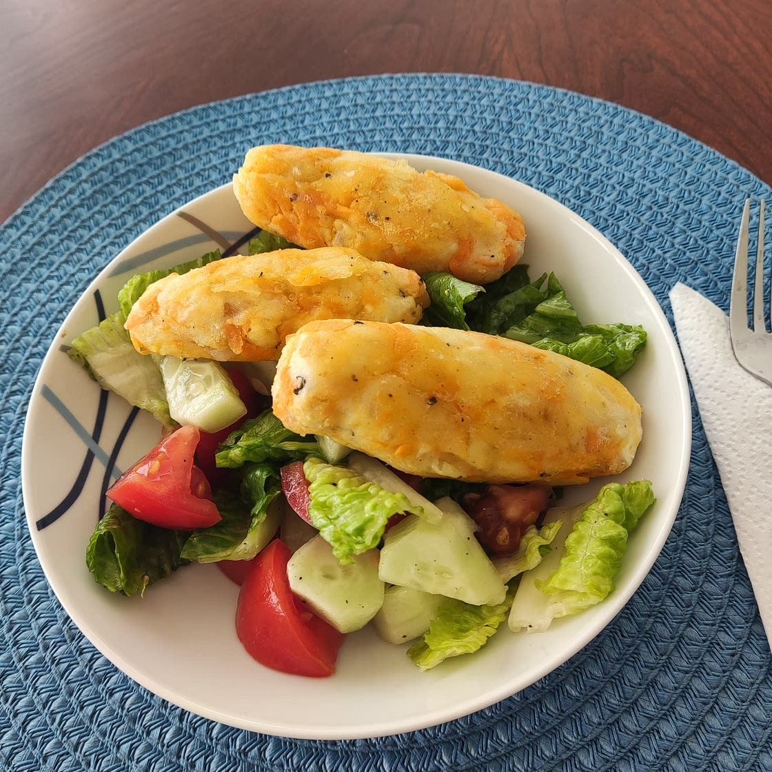 Croquetas de yuca y zanahoria (Costa Rica)