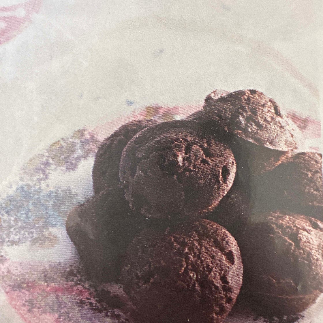 Chocolate beet mini muffins