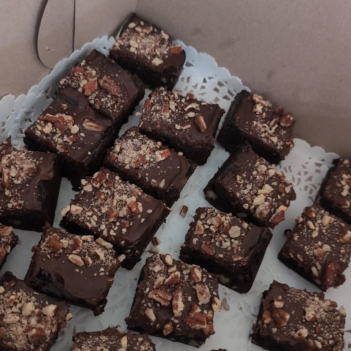 Pecan Brownies with Chocolate Ganache