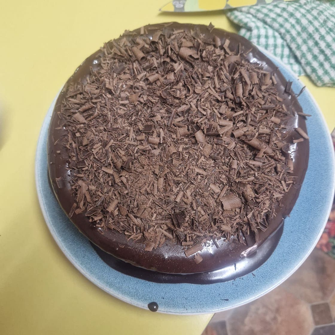 TRIPLE CHOCOLATE CHEESECAKE